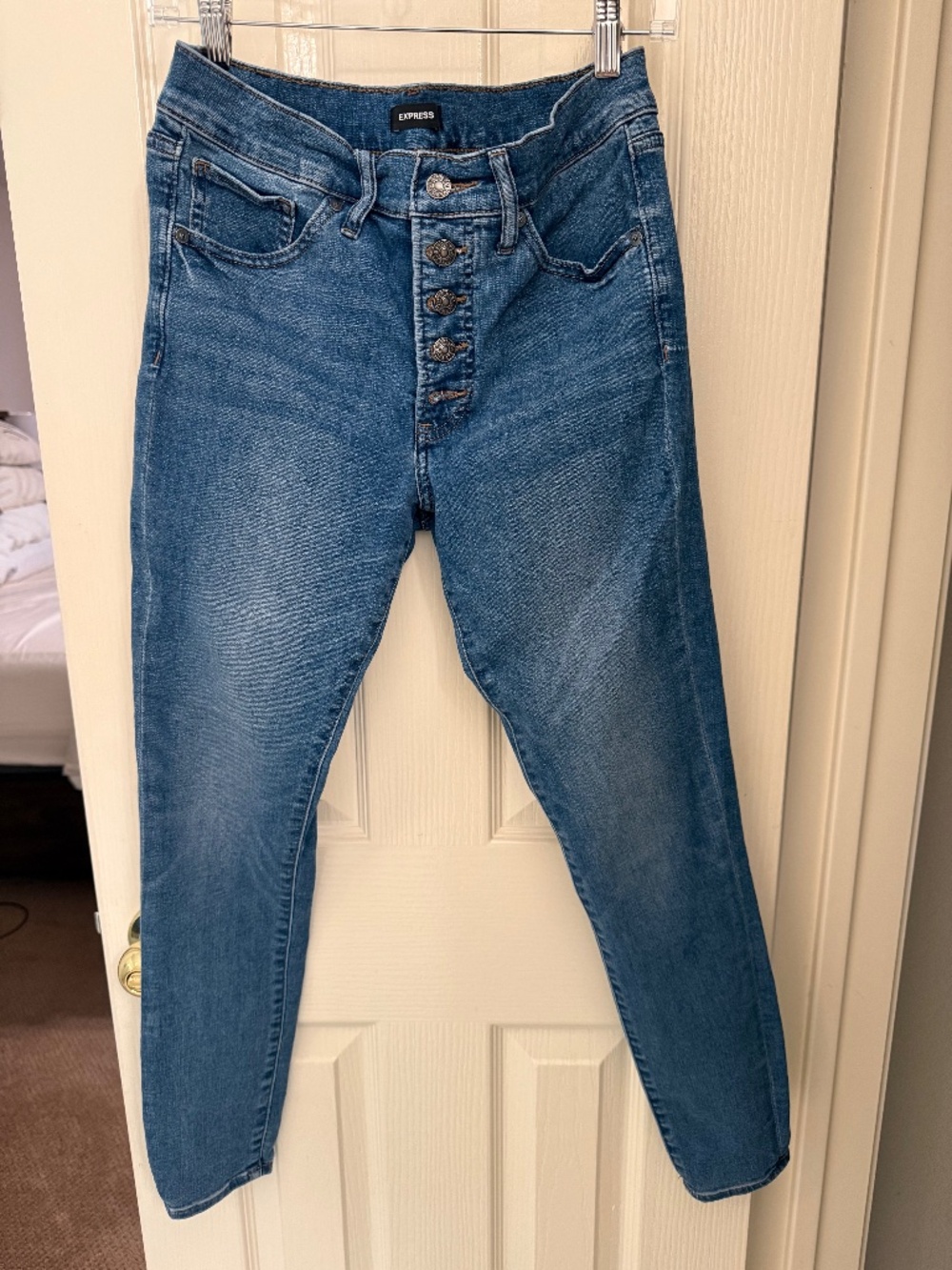 Express Skinny Leg High Rise Jeans Size 6R